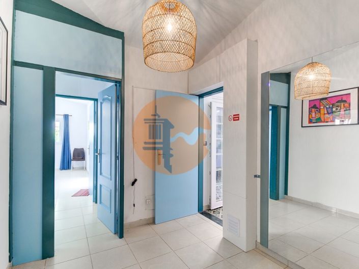 Image No.36-4 Bed House for sale