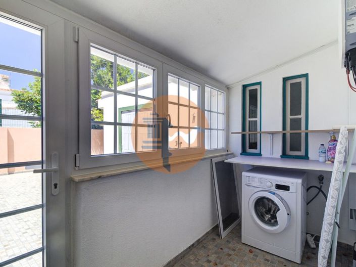 Image No.37-4 Bed House for sale