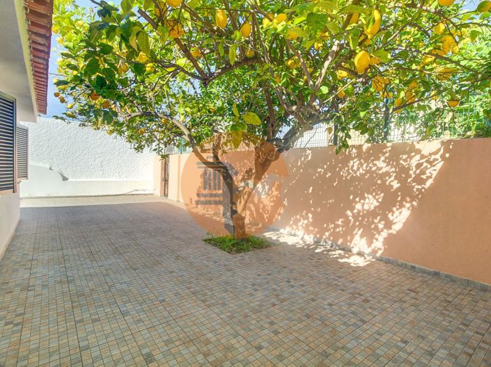 Image No.7-4 Bed House for sale