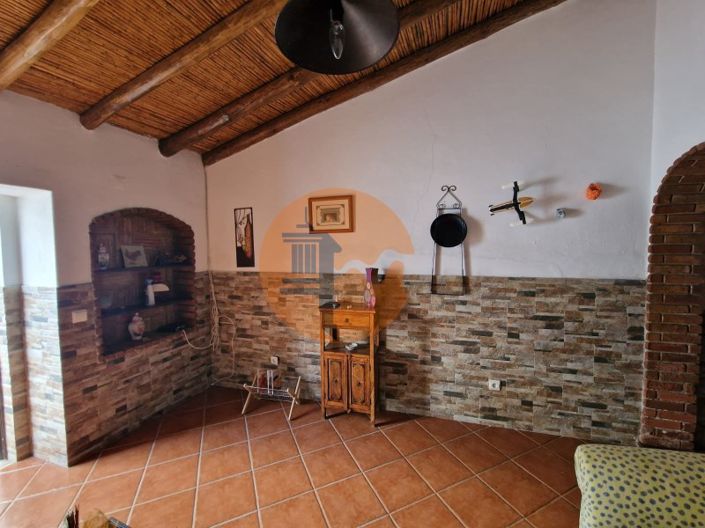 Image No.12-2 Bed House for sale