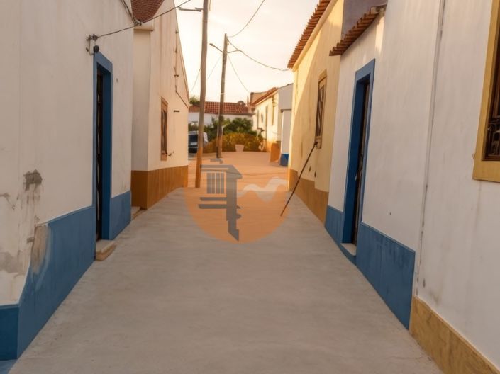 Image No.2-2 Bed House for sale