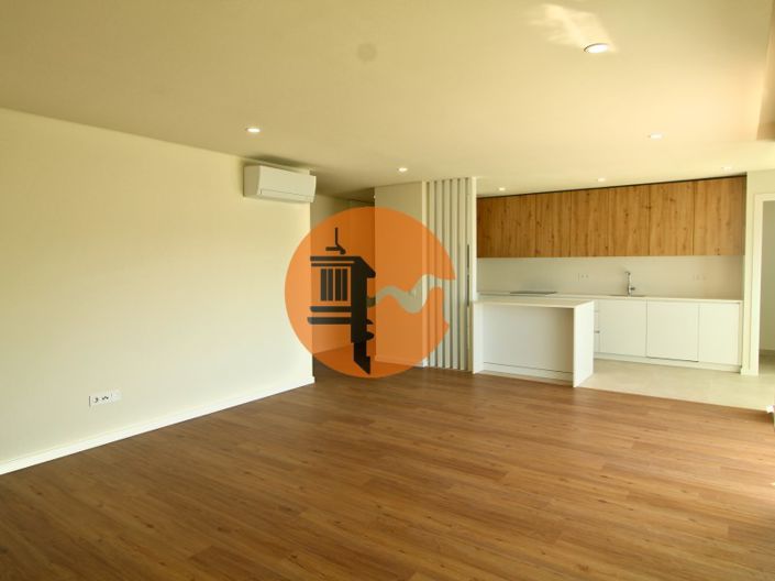 Image No.1-3 Bed Apartment for sale