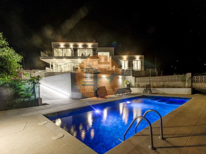 Image No.11-6 Bed House for sale