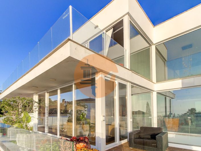 Image No.4-6 Bed House for sale