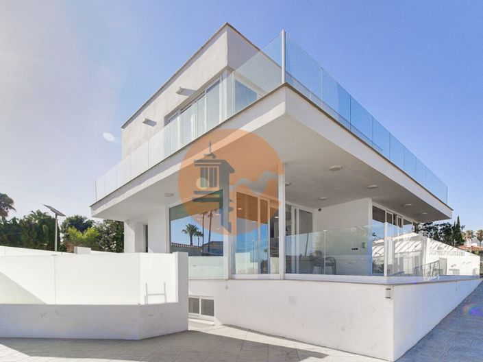 Image No.6-6 Bed House for sale