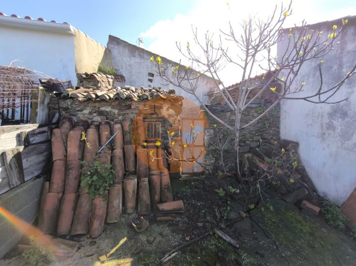 Image No.45-1 Bed House for sale