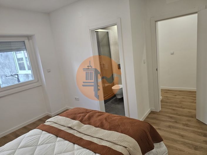 Image No.25-3 Bed Apartment for sale