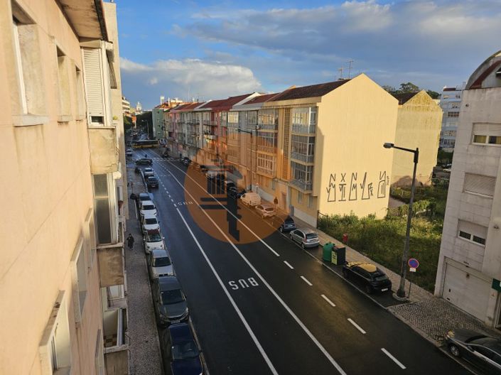 Image No.28-3 Bed Apartment for sale