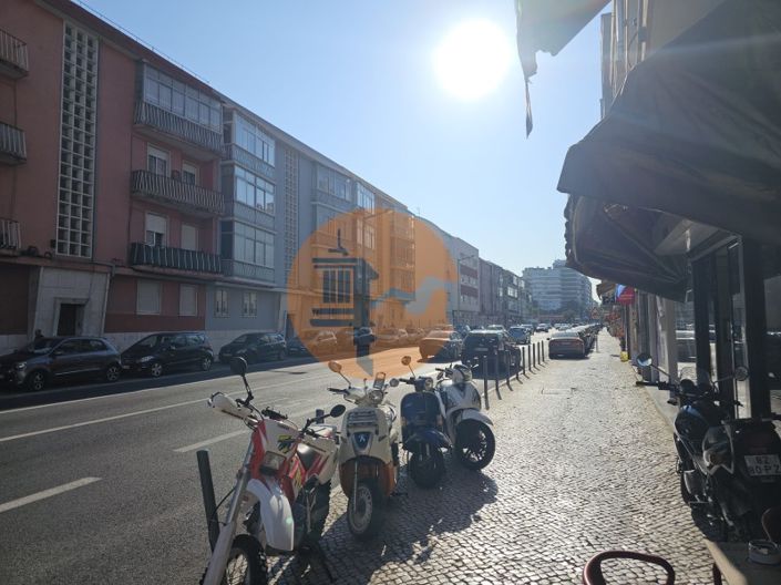 Image No.52-3 Bed Apartment for sale