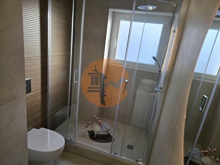 Image No.36-3 Bed Apartment for sale