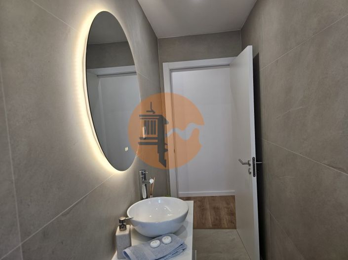 Image No.38-3 Bed Apartment for sale