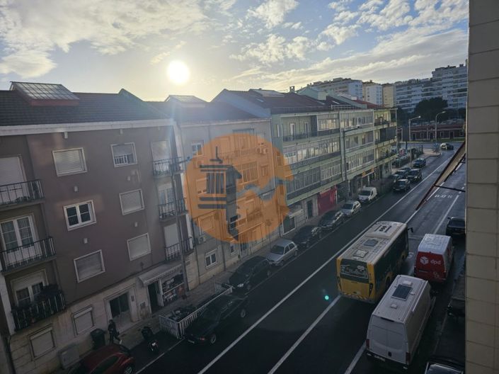 Image No.45-3 Bed Apartment for sale