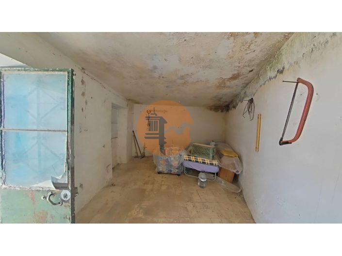 Image No.41-4 Bed House for sale