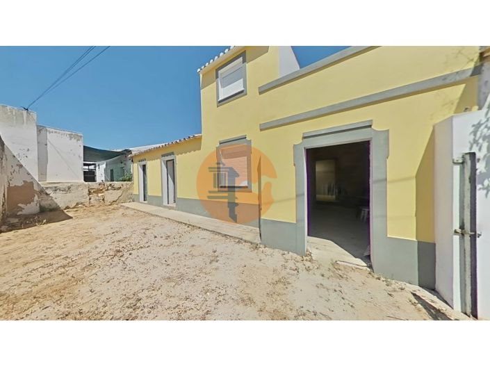 Image No.3-4 Bed House for sale