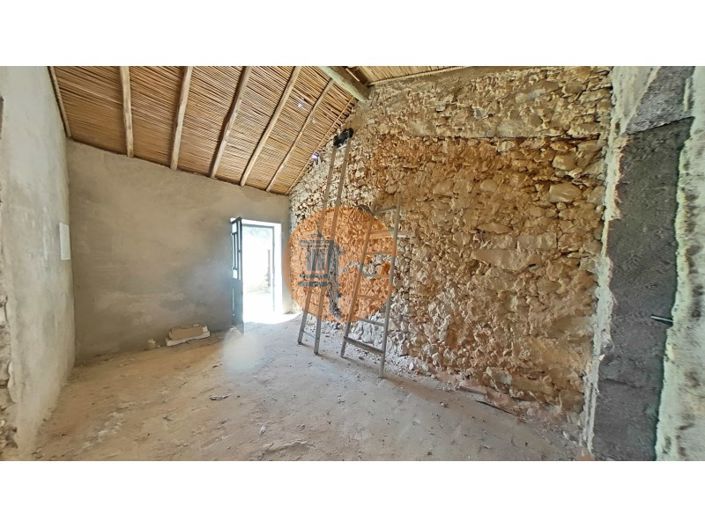 Image No.54-4 Bed House for sale