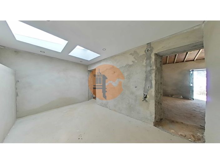 Image No.55-4 Bed House for sale