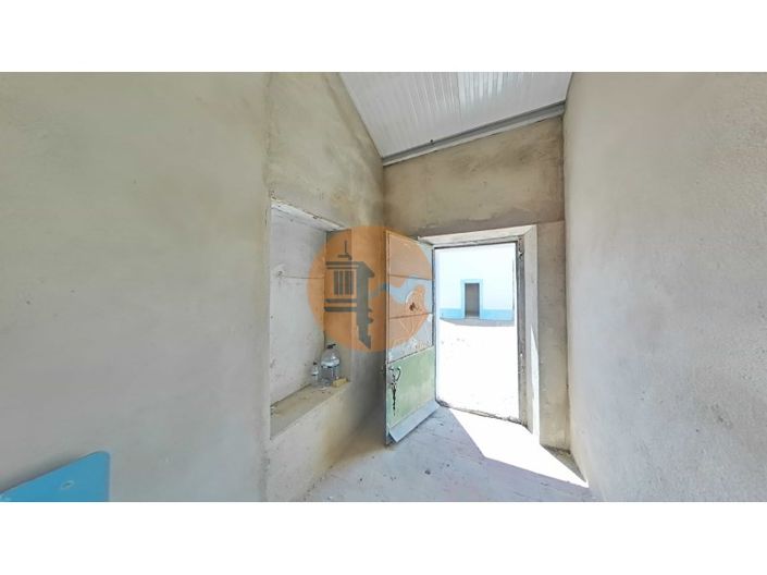 Image No.58-4 Bed House for sale