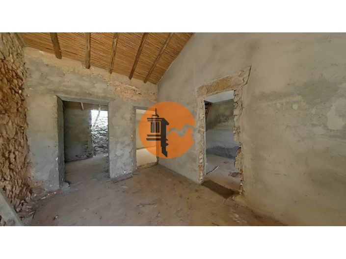 Image No.62-4 Bed House for sale