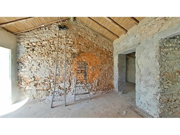 Image No.75-4 Bed House for sale