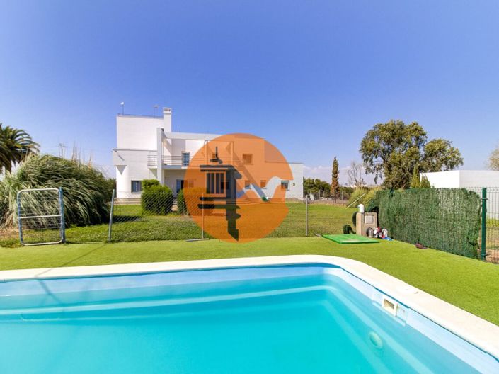 Image No.17-5 Bed House for sale