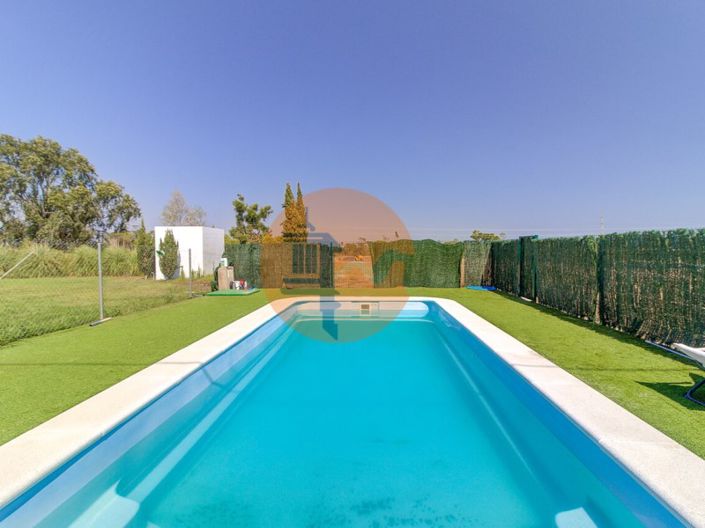 Image No.19-5 Bed House for sale