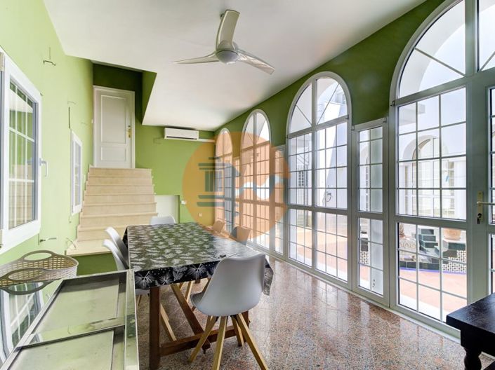 Image No.26-5 Bed House for sale