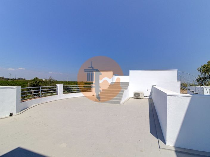 Image No.39-5 Bed House for sale