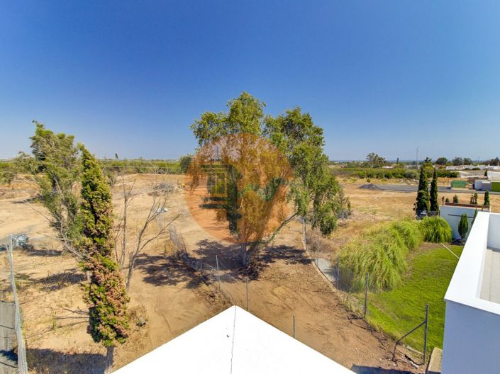 Image No.48-5 Bed House for sale