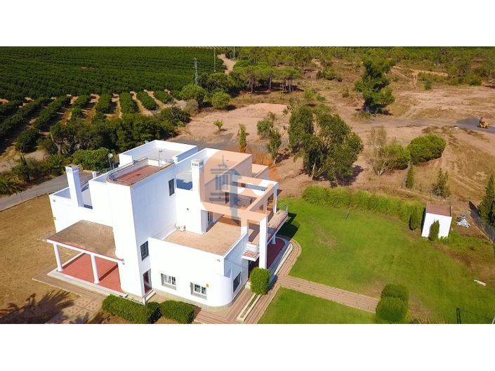 Image No.84-5 Bed House for sale