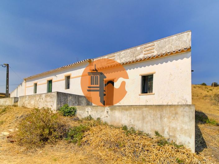 Image No.8-3 Bed Farmhouse for sale