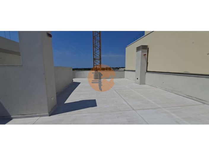 Image No.3-3 Bed Apartment for sale