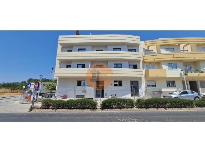 Image No.37-3 Bed Apartment for sale