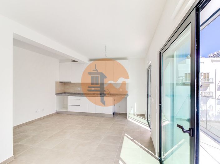 Image No.18-2 Bed Apartment for sale