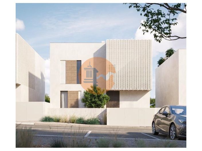 Image No.14-3 Bed House for sale