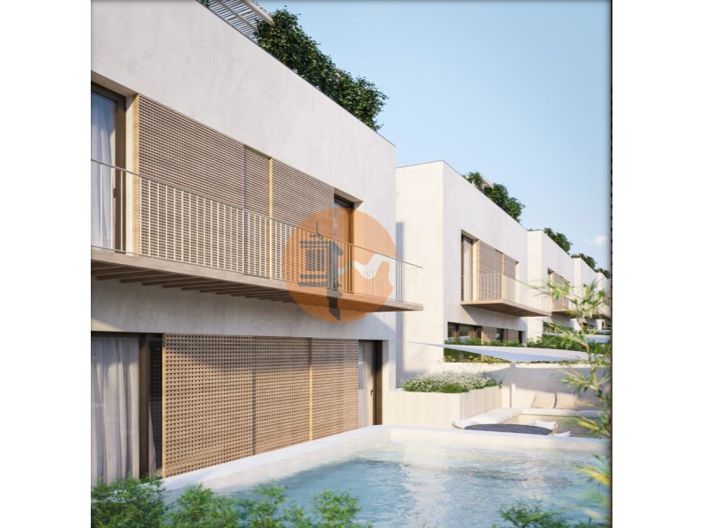 Image No.25-3 Bed House for sale