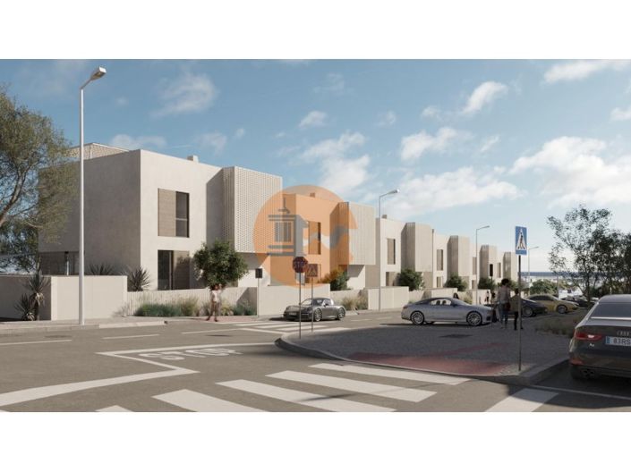 Image No.4-3 Bed House for sale