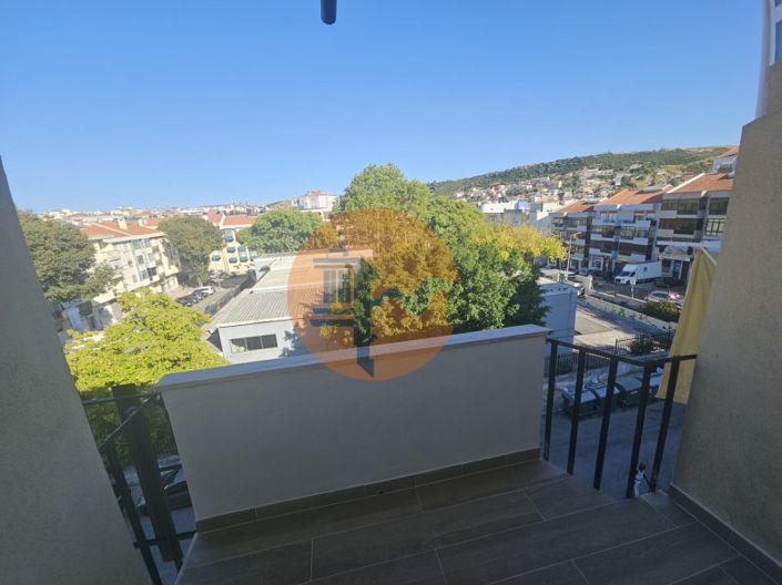 Image No.13-3 Bed Apartment for sale