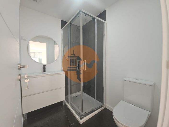 Image No.33-3 Bed Apartment for sale