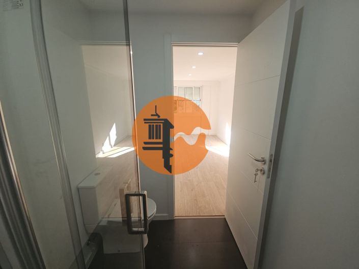 Image No.34-3 Bed Apartment for sale