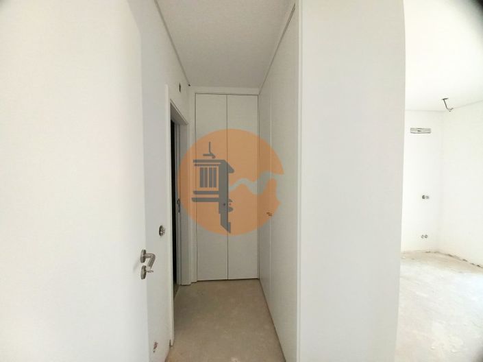 Image No.14-3 Bed Apartment for sale