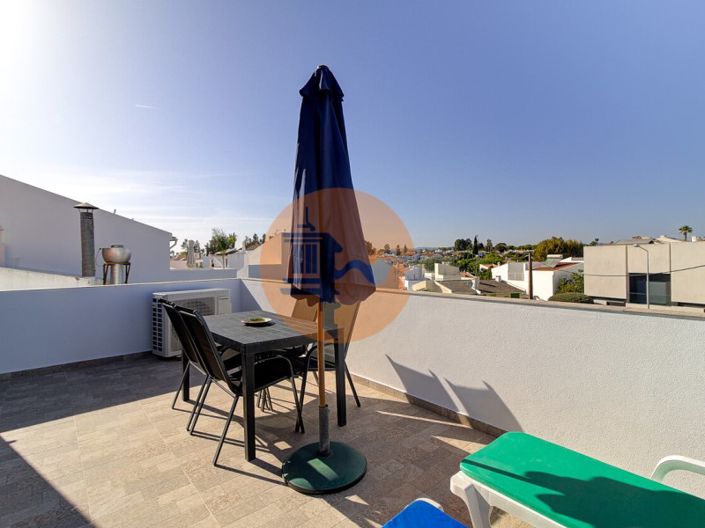 Image No.26-3 Bed House for sale