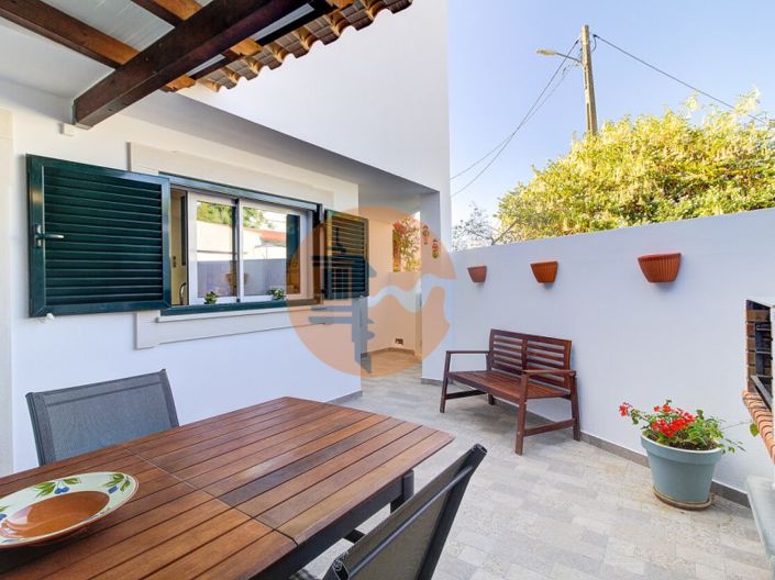 Image No.31-3 Bed House for sale