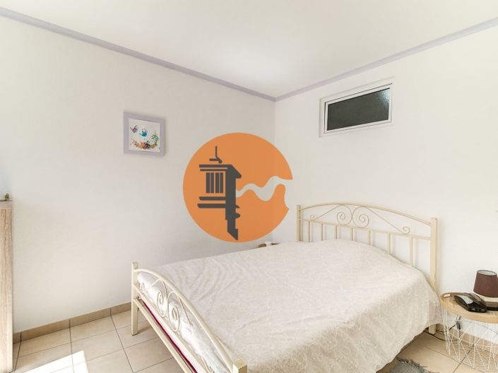 Image No.12-1 Bed Apartment for sale