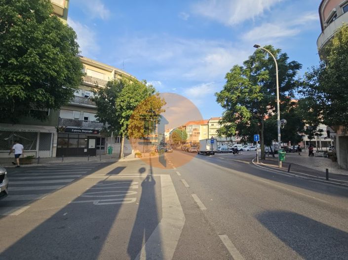 Image No.32-2 Bed Apartment for sale