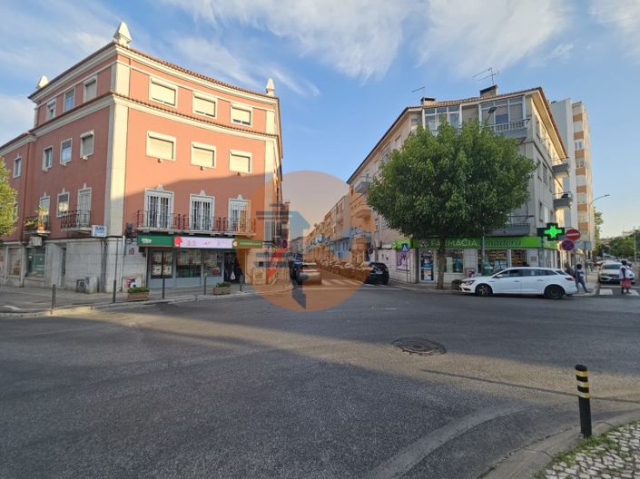 Image No.33-2 Bed Apartment for sale