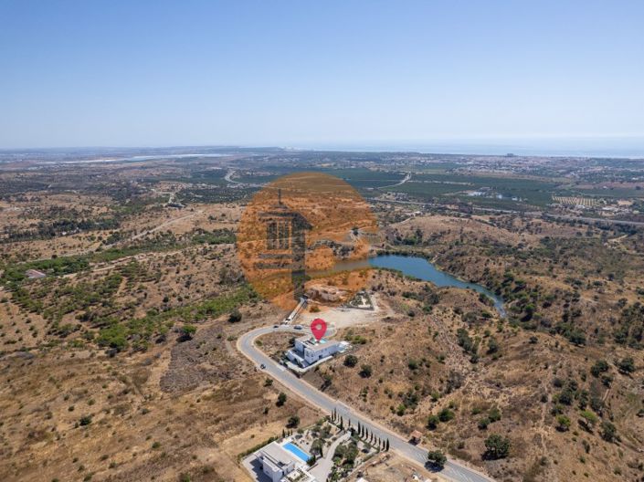 Image No.18-5 Bed House for sale