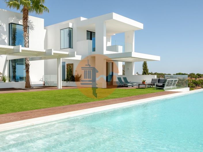 Image No.77-5 Bed House for sale