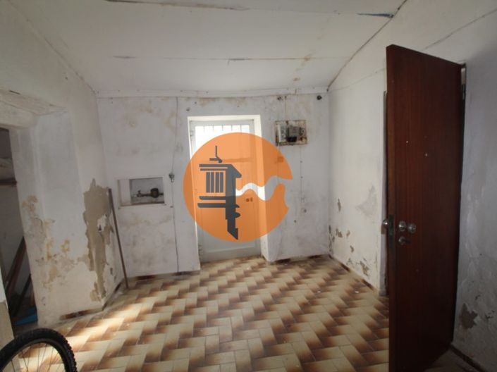 Image No.17-3 Bed House for sale