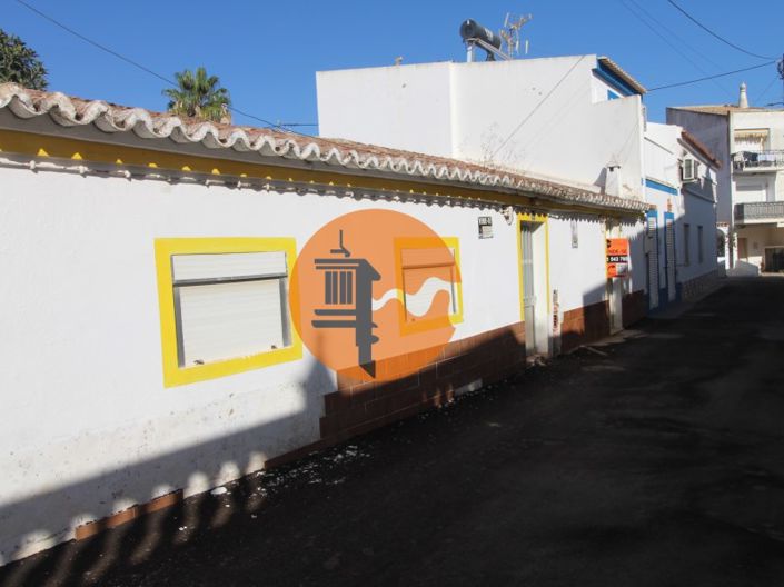 Image No.3-3 Bed House for sale