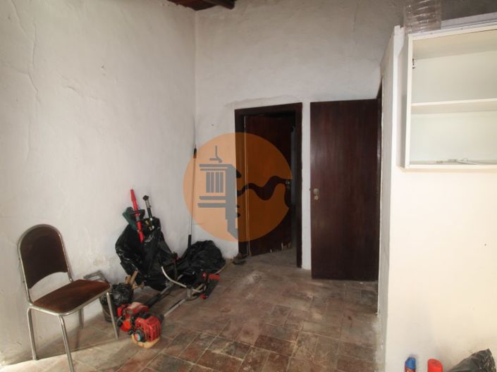 Image No.9-3 Bed House for sale